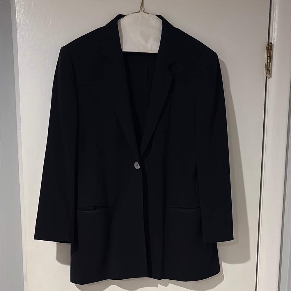Classic Black Blazer- Maxmara-made in Italy